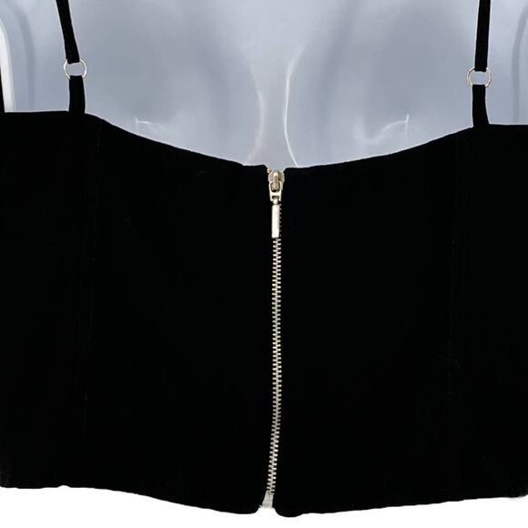 Le Blog Store Marcelle Crop Top in Black Size 40/8 - Picture 4 of 7